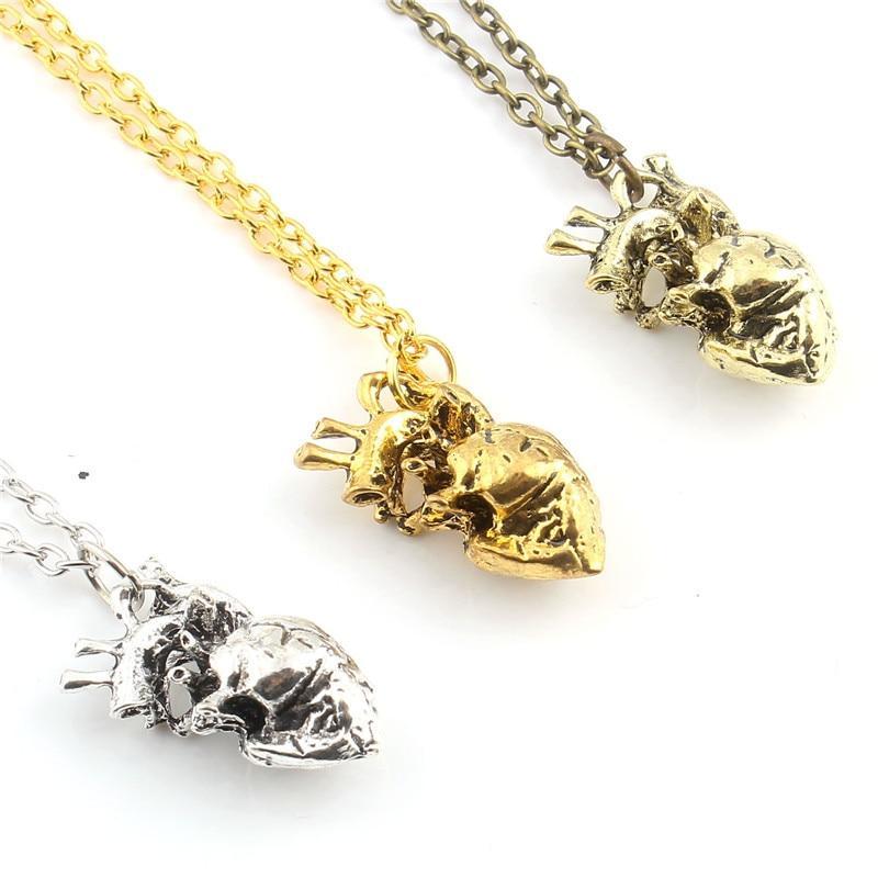 3D Simulation Necklace with Heart Design Pendant Necklaces The home of beautiful ornaments