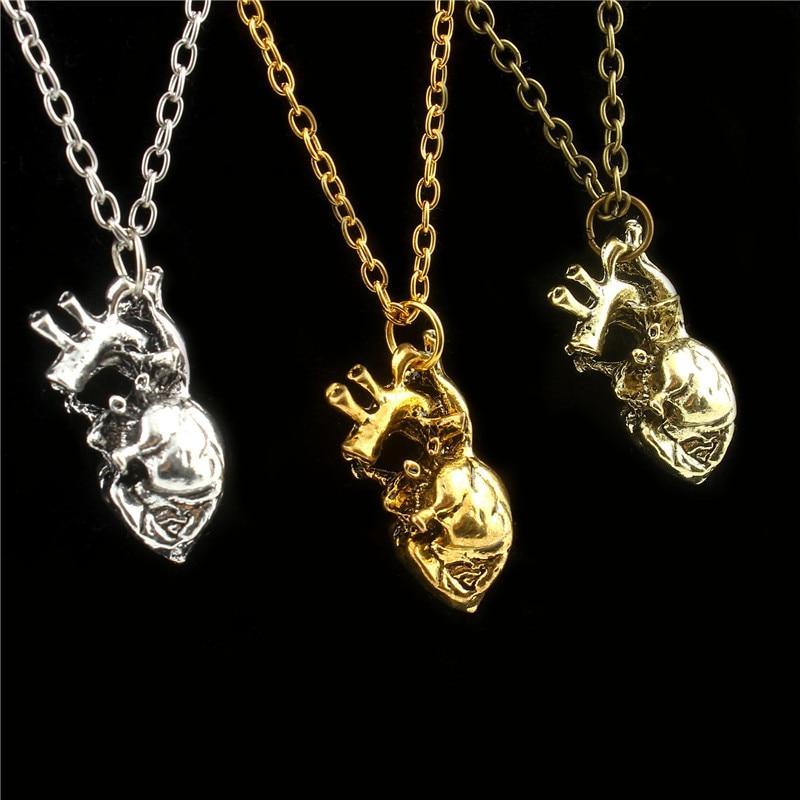 3D Simulation Necklace with Heart Design Pendant Necklaces The home of beautiful ornaments