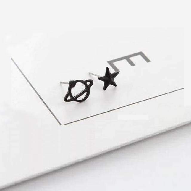 Black Acrylic Saturn Push Back Stud Earrings For Women Stud Earrings Welcome to XXZHJ Store