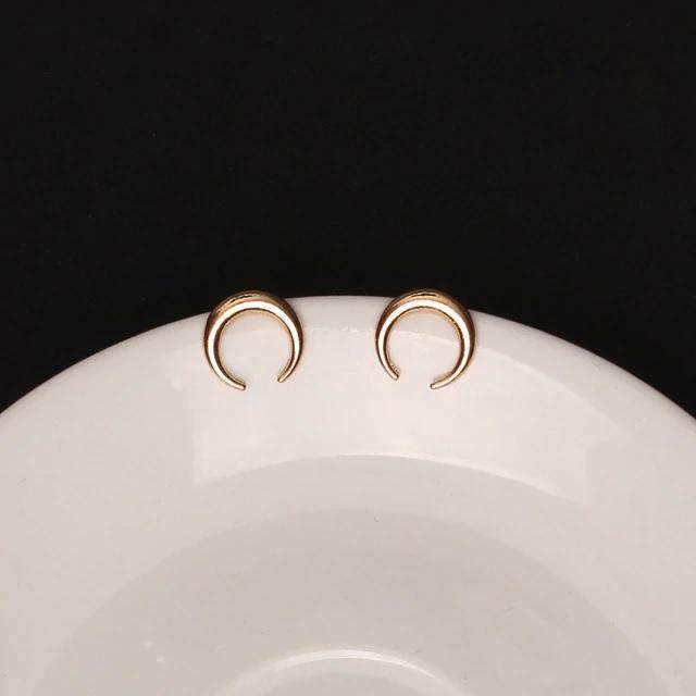 Punk Style Rounded Stud Earrings For Women With Push Back Stud Earrings H:HYDE SRjewelry Store J89434